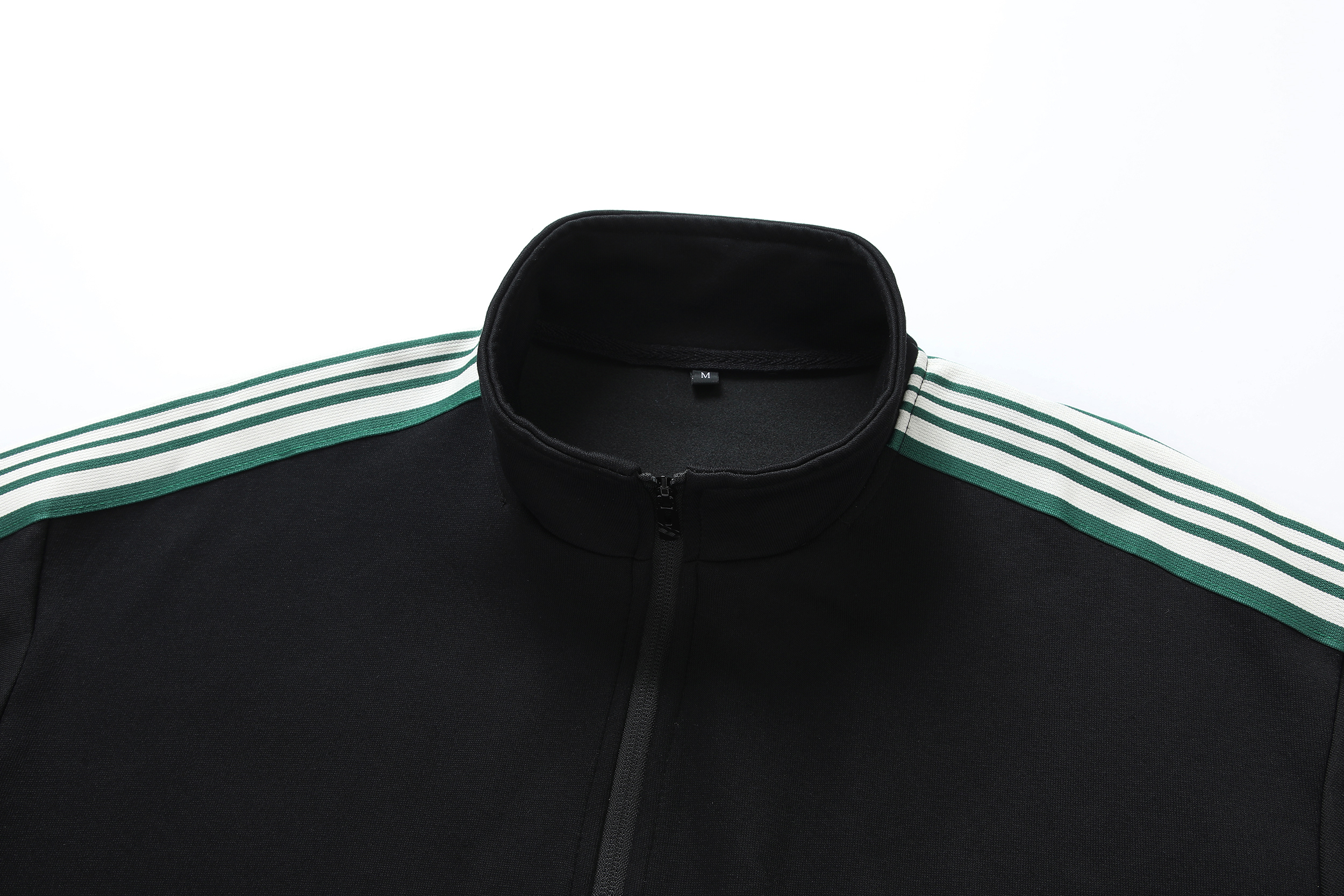 Stand-collar tracksuit · regular construction · Оригинальные данные фабрики