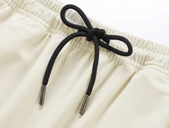 Taille réglable avec cordon de serrage
